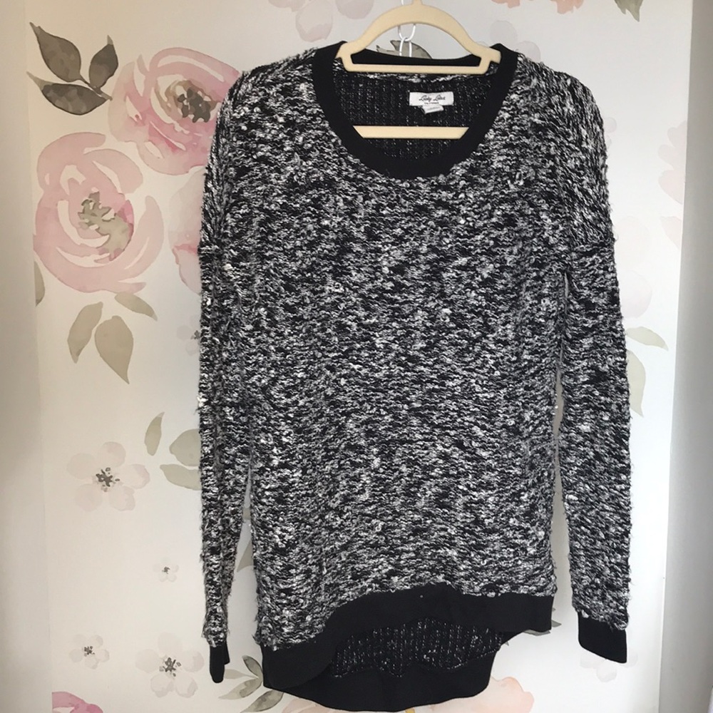 Women’s Sweater